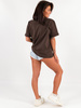Bawełniany basicowy t-shirt oversize z krótkim rękawem brązowa d121