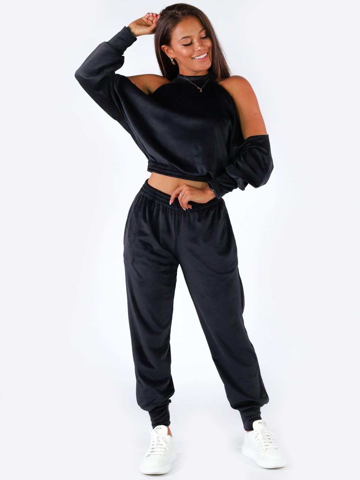 WELUROWY DRES KOMPLET BLUZA ODKRYTE RAMIONA+SPODNIE czarny B178 k01