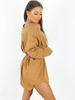ASYMETRYCZNA SUKIENKA OPUSZCZANA NA RAMIĘ OVERSIZE camel X161 k01